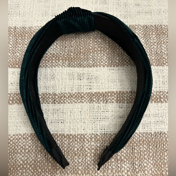SOLD- 4 Knot Headbands - Picture 8 of 15